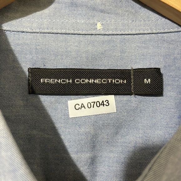 NWOT French Connection 100% Cotton Blue Short Sleeve Shirt - Picture 2 of 4